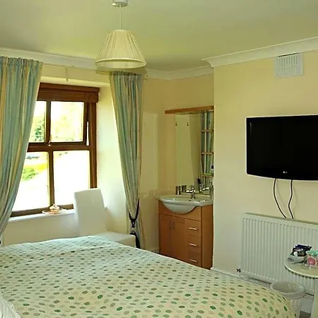 Pant Teg B & B-2